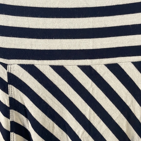 Navy blue and white maxi skirt - Picture 2 of 2